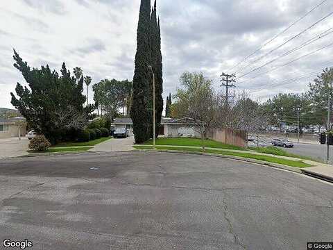 Collins, WOODLAND HILLS, CA 91367