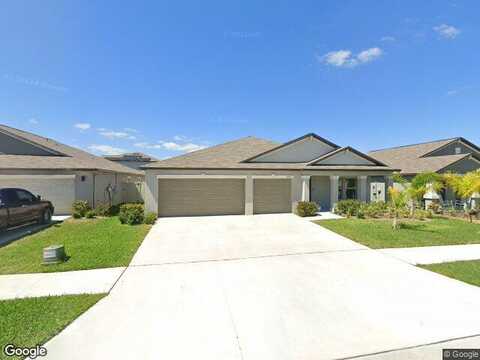 Carlton Pond, WIMAUMA, FL 33598