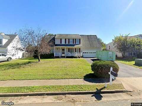 Allie, FREDERICKSBURG, VA 22408