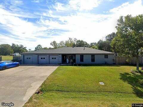Val, GROVES, TX 77619