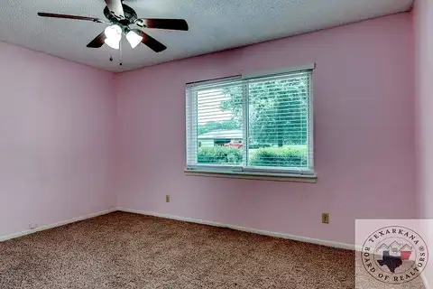 Sleepy Hollow, TEXARKANA, TX 75503