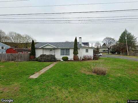 Avenue P, MATAMORAS, PA 18336