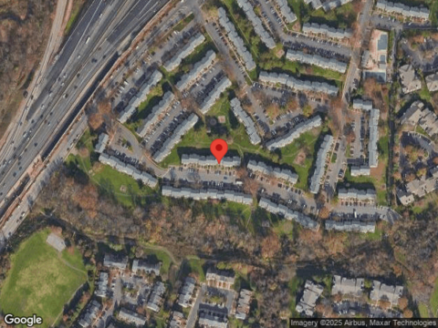 Golden Oak, CENTREVILLE, VA 20121