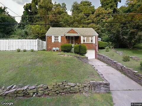 Robin, NORTH VERSAILLES, PA 15137