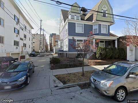 Irving, MILWAUKEE, WI 53202
