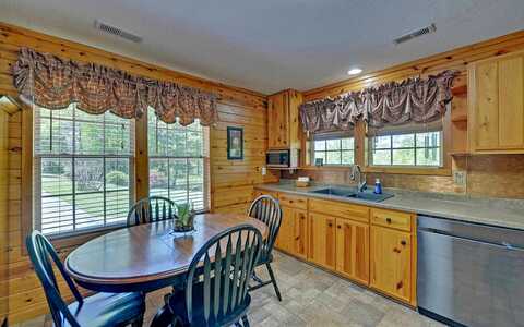My, HIAWASSEE, GA 30546