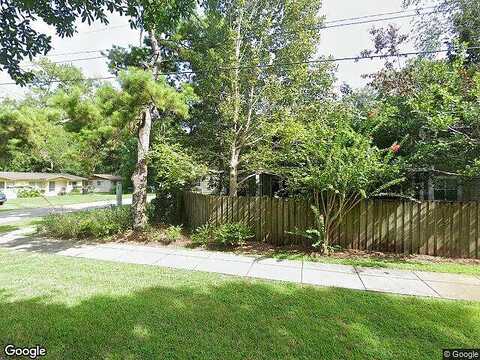 19Th, GAINESVILLE, FL 32609