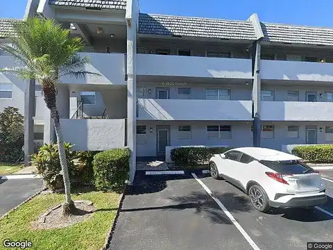 Golf Circle, MARGATE, FL 33063