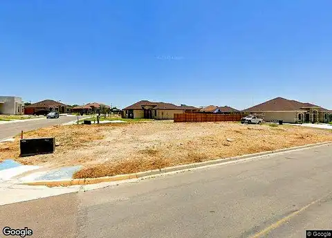 Nicole, EAGLE PASS, TX 78852