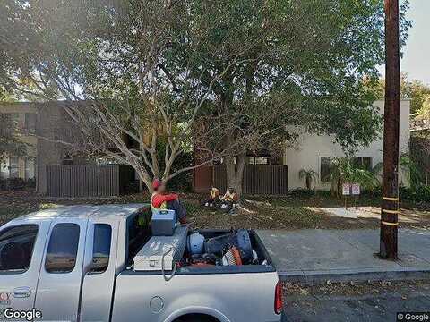 Hatteras, TARZANA, CA 91356