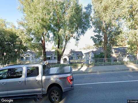 Flo, CANYON COUNTRY, CA 91351
