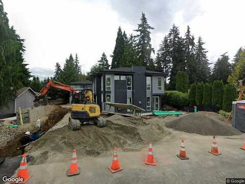124Th, KIRKLAND, WA 98034