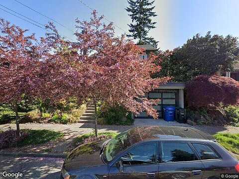 61St, SEATTLE, WA 98115