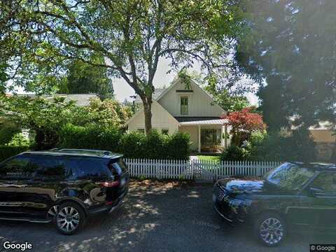 6Th, LAKE OSWEGO, OR 97034
