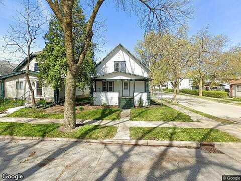 70Th, MILWAUKEE, WI 53219