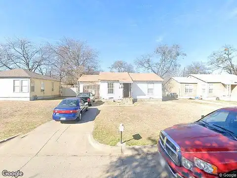 Avenue, FORT WORTH, TX 76105