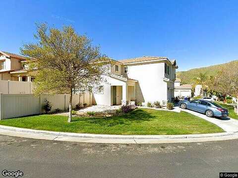 Kelly, CANYON COUNTRY, CA 91387