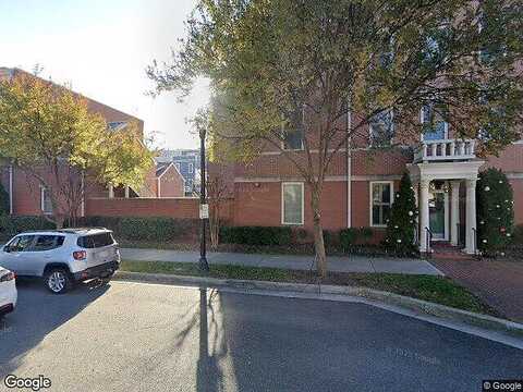 Mckenzie, ALEXANDRIA, VA 22301