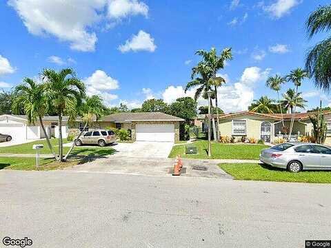 95Th, PEMBROKE PINES, FL 33024