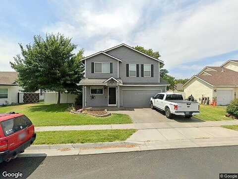 11Th, HERMISTON, OR 97838