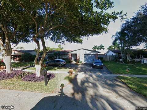 122Nd, PEMBROKE PINES, FL 33026