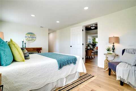106Th, LARGO, FL 33773