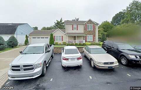 Buttonwood, BENSALEM, PA 19020