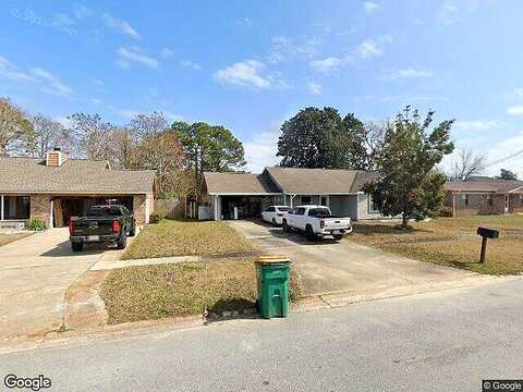 Blvd De La Parisienne, MARY ESTHER, FL 32569