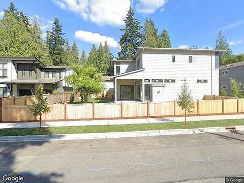 126Th, KIRKLAND, WA 98033