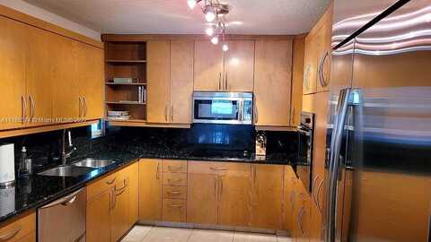 Poinciana, SUNNY ISLES BEACH, FL 33160