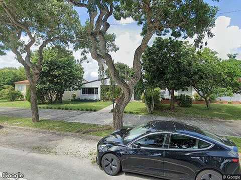 171St, NORTH MIAMI BEACH, FL 33162