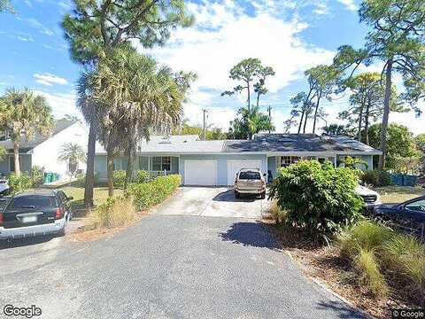 La Petite, NAPLES, FL 34104