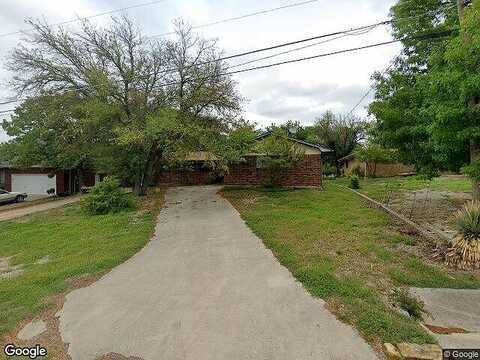 Half Moon, RUNAWAY BAY, TX 76426