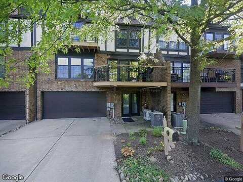 Oxbridge, PITTSBURGH, PA 15238