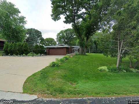 Beechwood, MENOMONEE FALLS, WI 53051