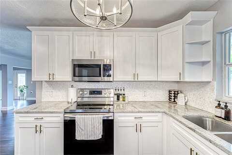 Walton, TARPON SPRINGS, FL 34689