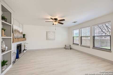 Tarrant, NEW BRAUNFELS, TX 78132