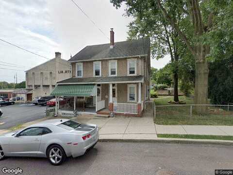 Hall, SPRING CITY, PA 19475