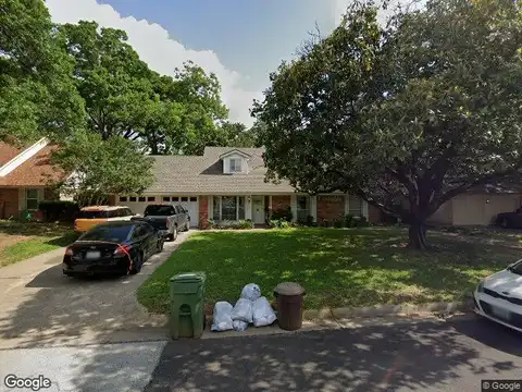 Lilly, ARLINGTON, TX 76010