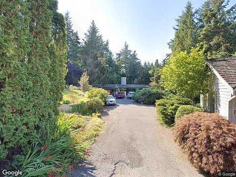 Kaylen, BELLEVUE, WA 98004