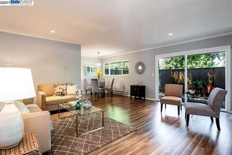 W Middlefield Rd, Mountain View, CA 94043