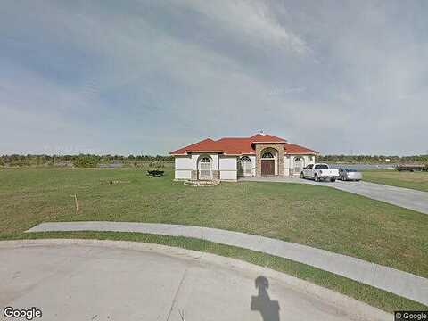 Divya, NEDERLAND, TX 77627