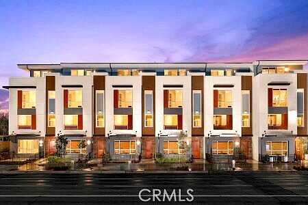 E 1St St #130, Santa Ana, CA 92705