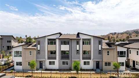 Santo Antonio Dr, Colton, CA 92324