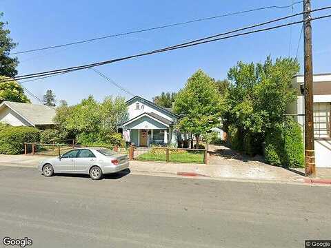 Oak, UKIAH, CA 95482