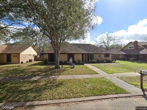 Erik, ANGLETON, TX 77515