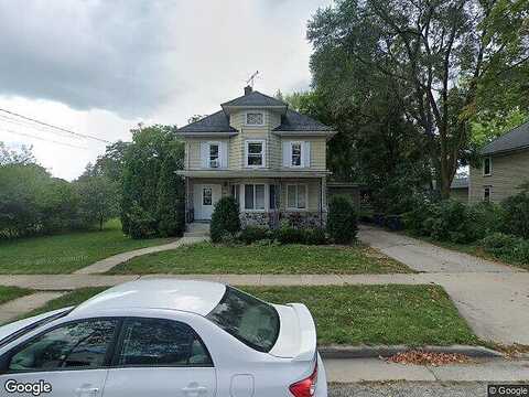 Pleasant, MUKWONAGO, WI 53149