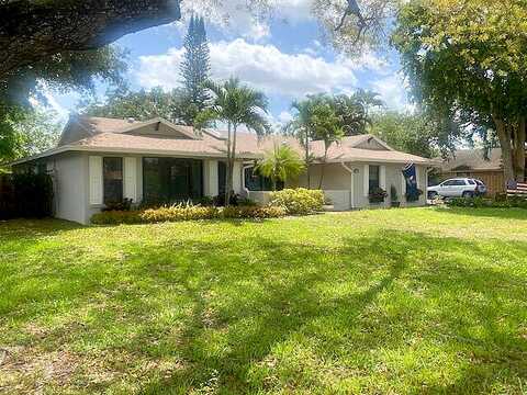 Old Country, WELLINGTON, FL 33414