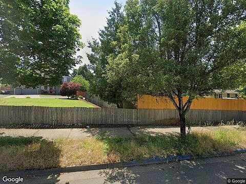 Tracey Lee, OREGON CITY, OR 97045