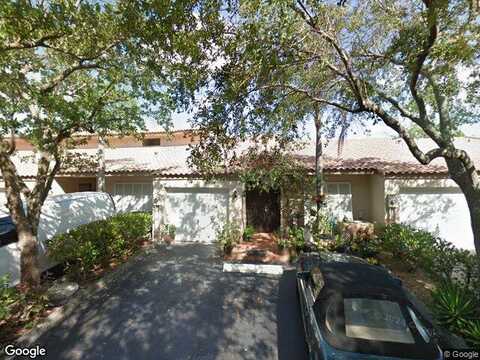 Breckness, MIAMI LAKES, FL 33016